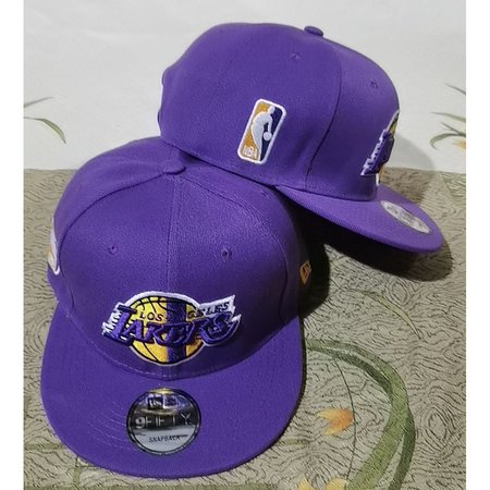 Los Angeles Lakers Snapback Hat