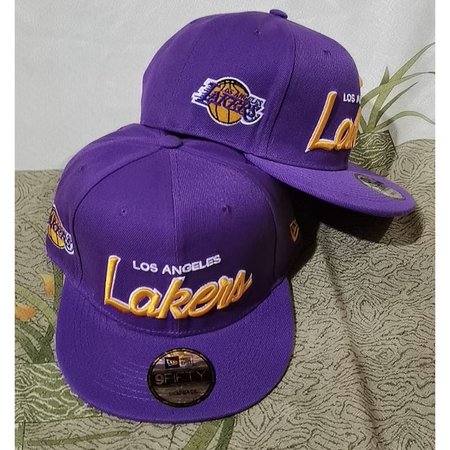 Los Angeles Lakers Snapback Hat